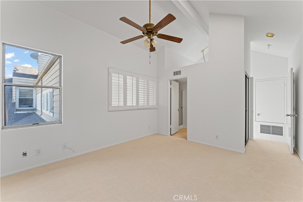 MLS #OC25260915 image #18