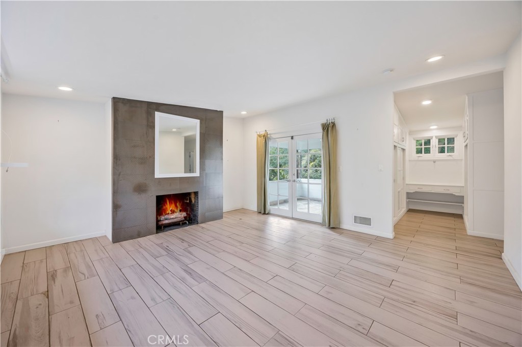 MLS #OC25260938 image #12