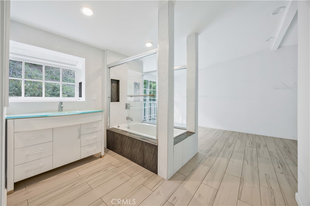 MLS #OC25260938 image #19