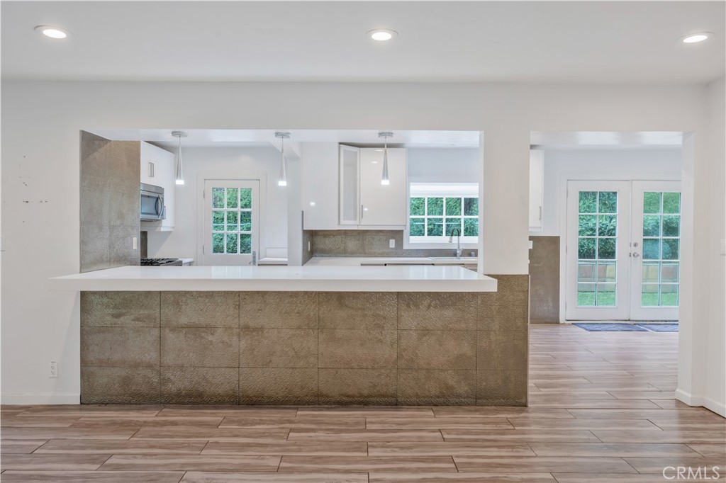 MLS #OC25260938 image #2