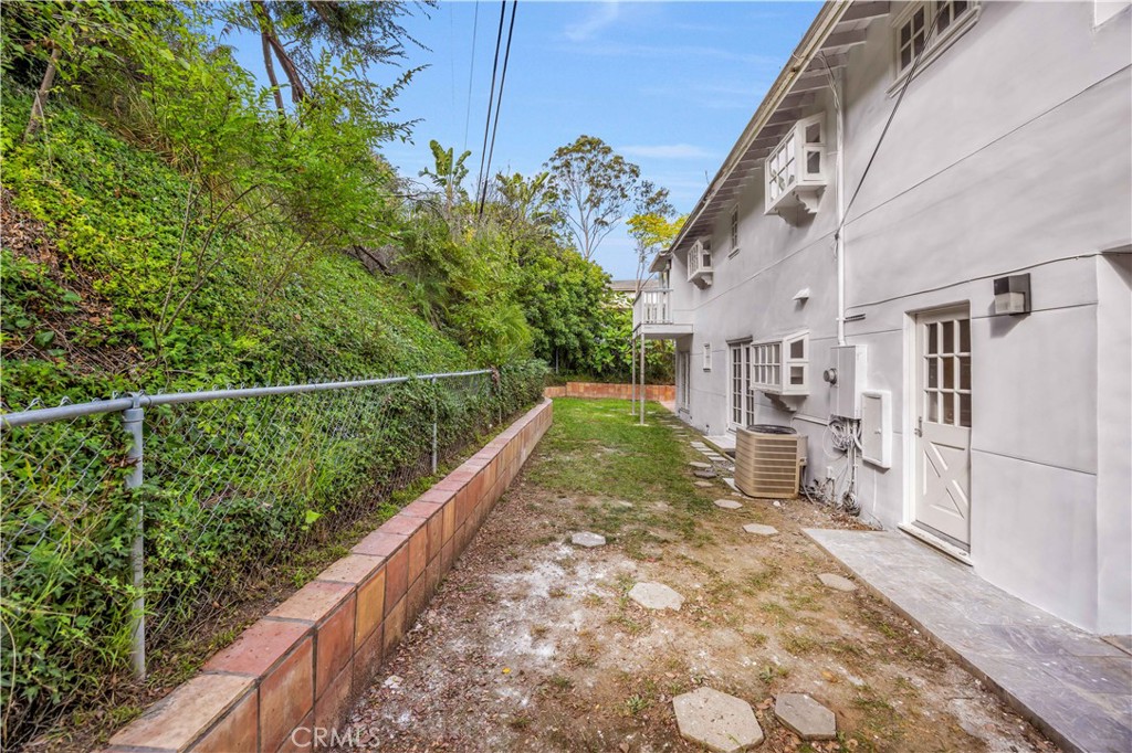 MLS #OC25260938 image #29