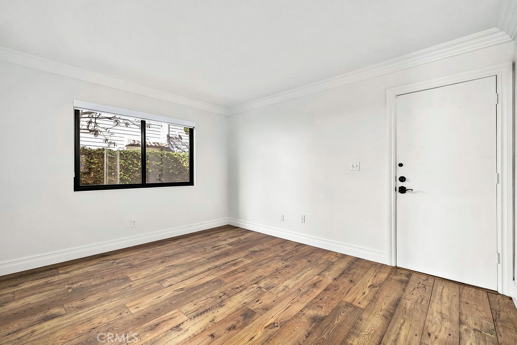 MLS #OC25260968 image #15