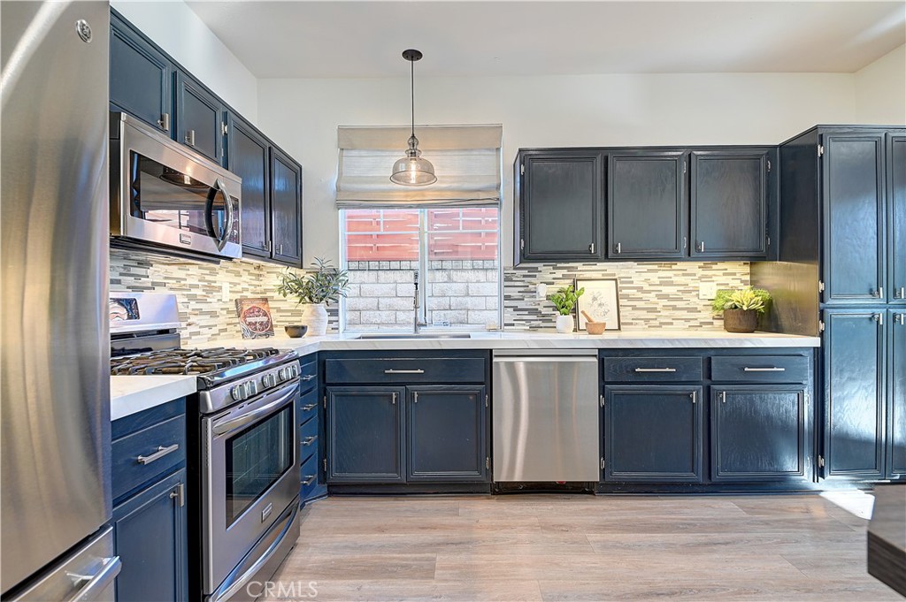 MLS #OC25261005 image #10