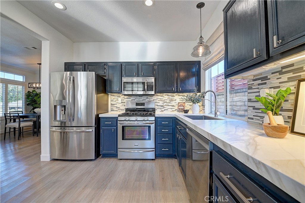 MLS #OC25261005 image #16