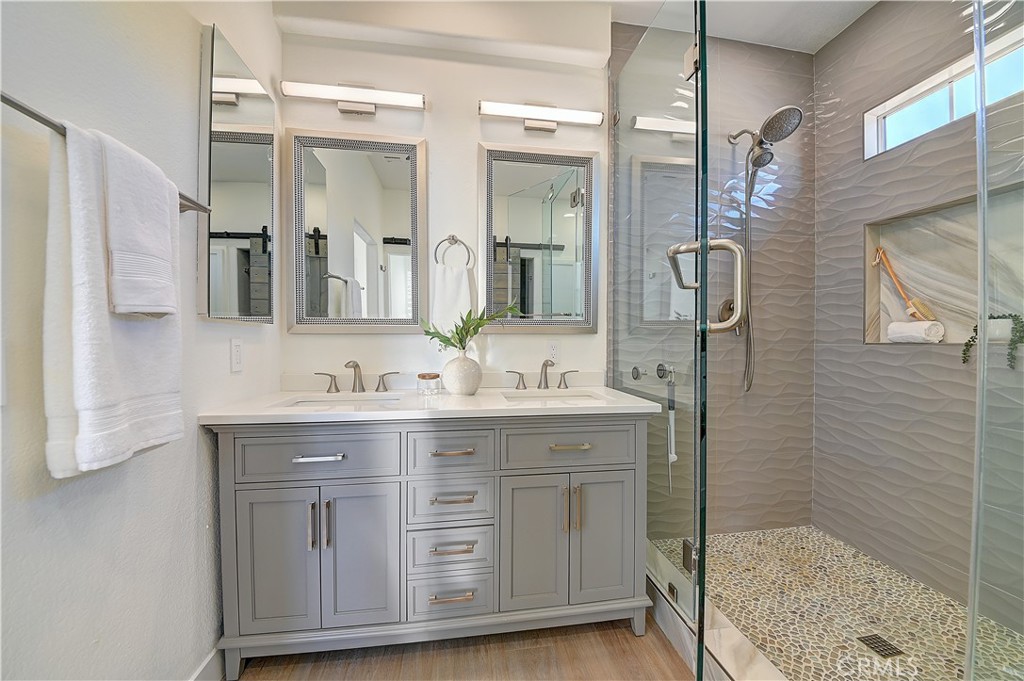 MLS #OC25261005 image #27