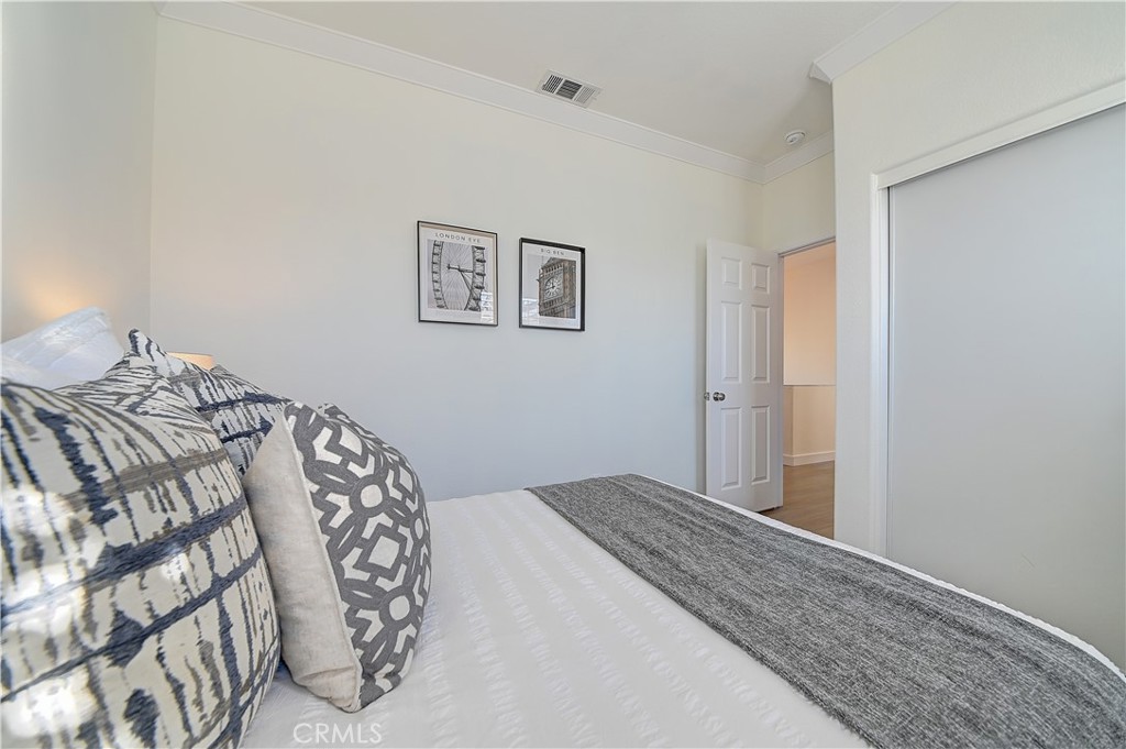 MLS #OC25261005 image #34