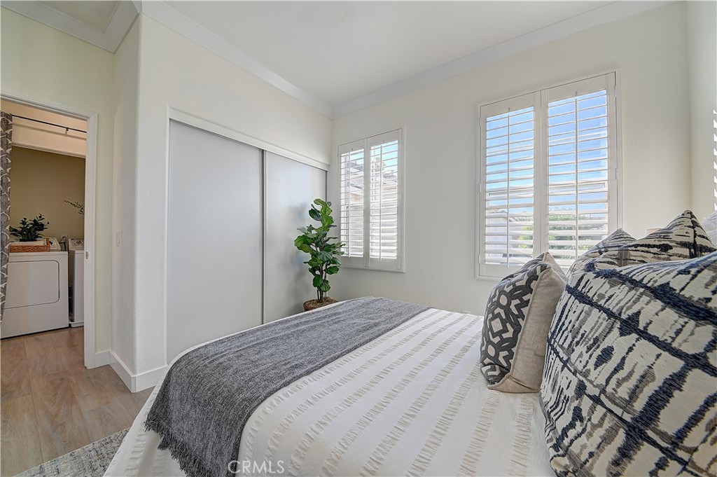 MLS #OC25261005 image #35