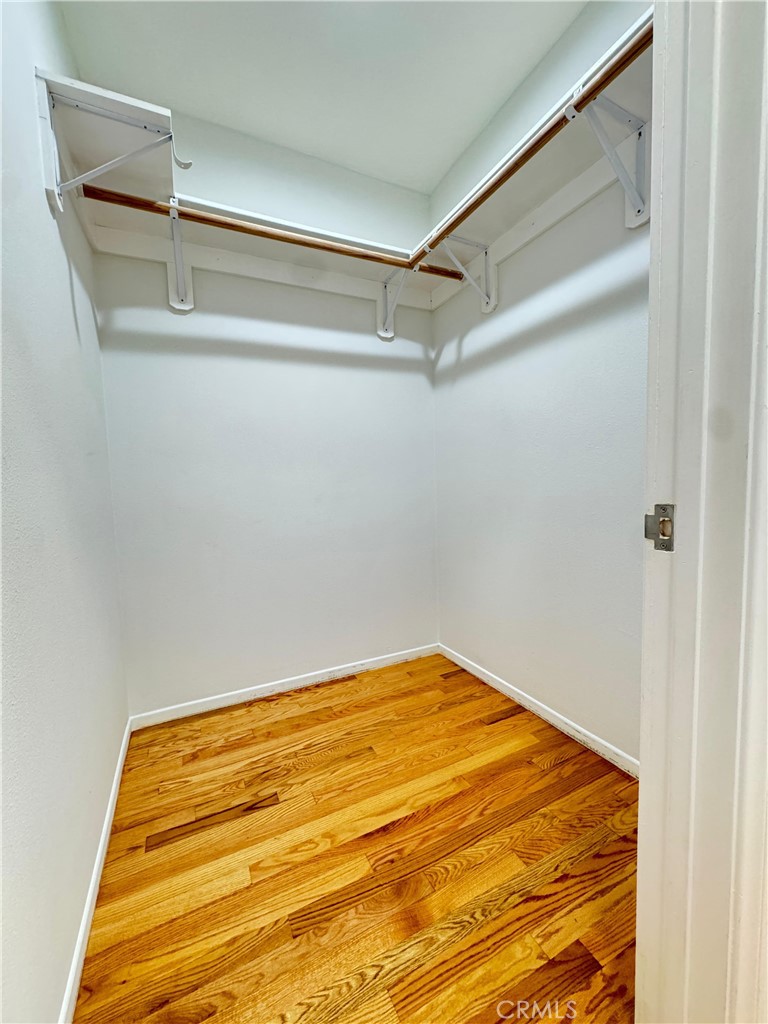 MLS #OC25261024 image #13