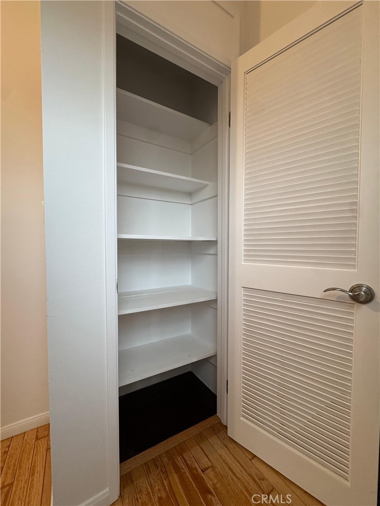 MLS #OC25261024 image #24