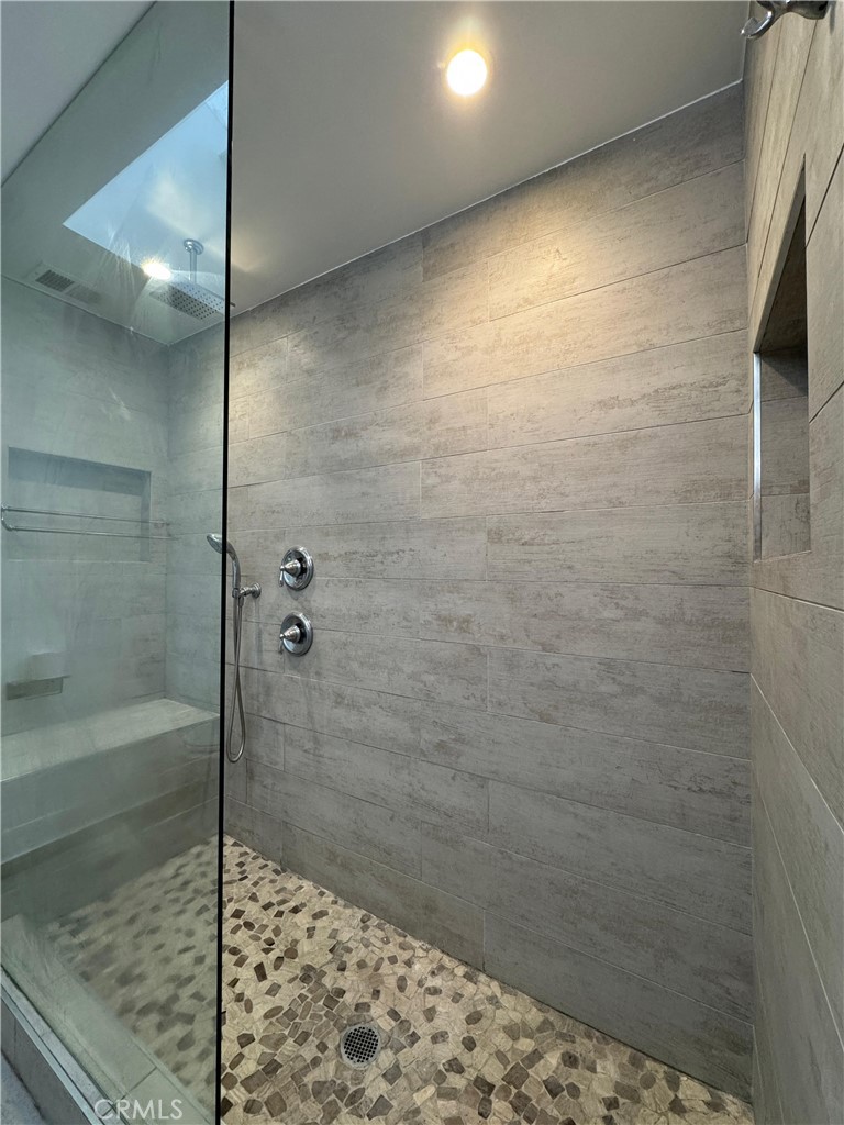 MLS #OC25261024 image #31