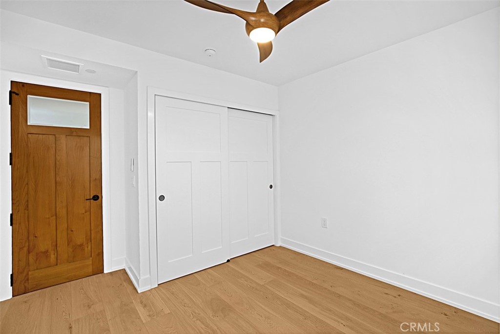 MLS #OC25261045 image #6