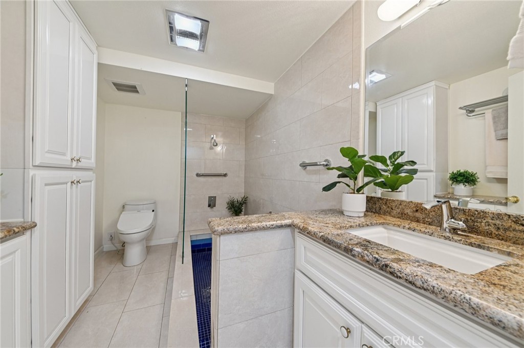 MLS #OC25261050 image #14