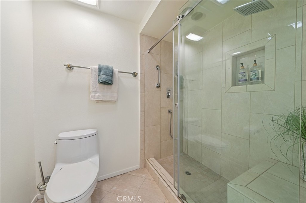 MLS #OC25261050 image #20