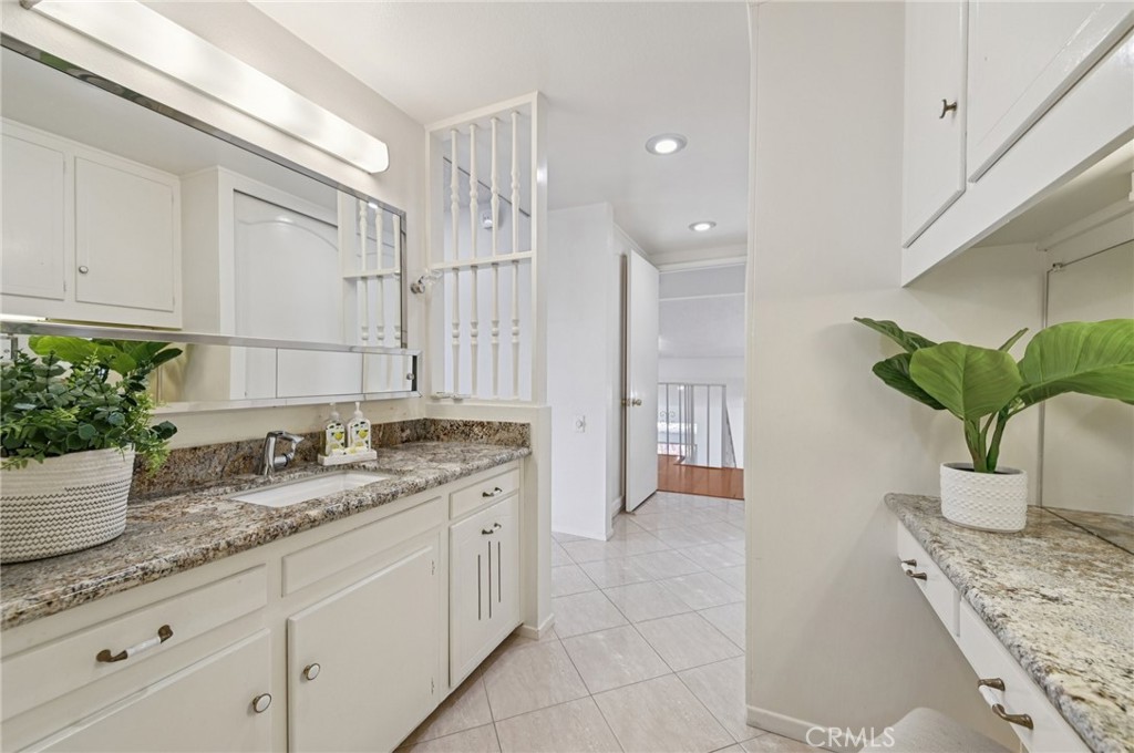 MLS #OC25261050 image #21