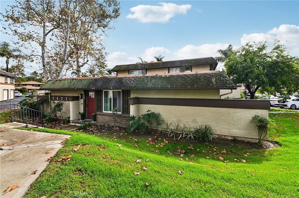 MLS #OC25261056 image #24