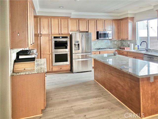 MLS #OC25261076 image #5