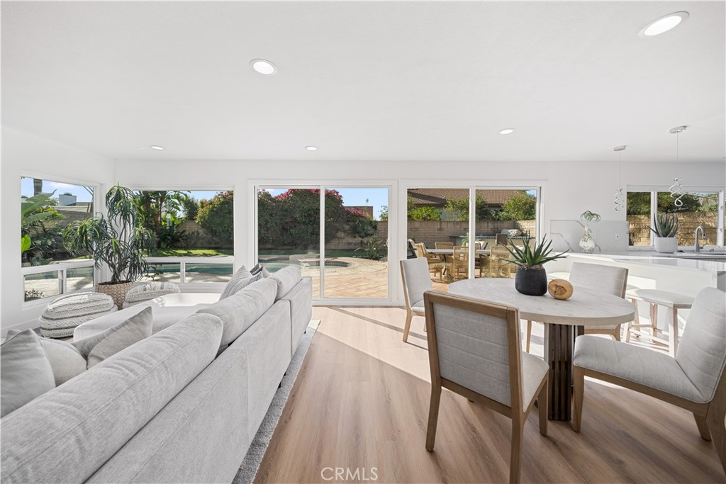 MLS #OC25261099 image #17