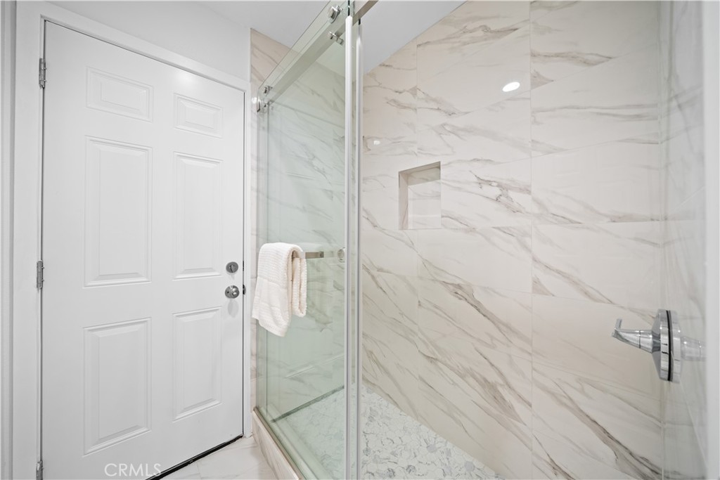 MLS #OC25261099 image #26