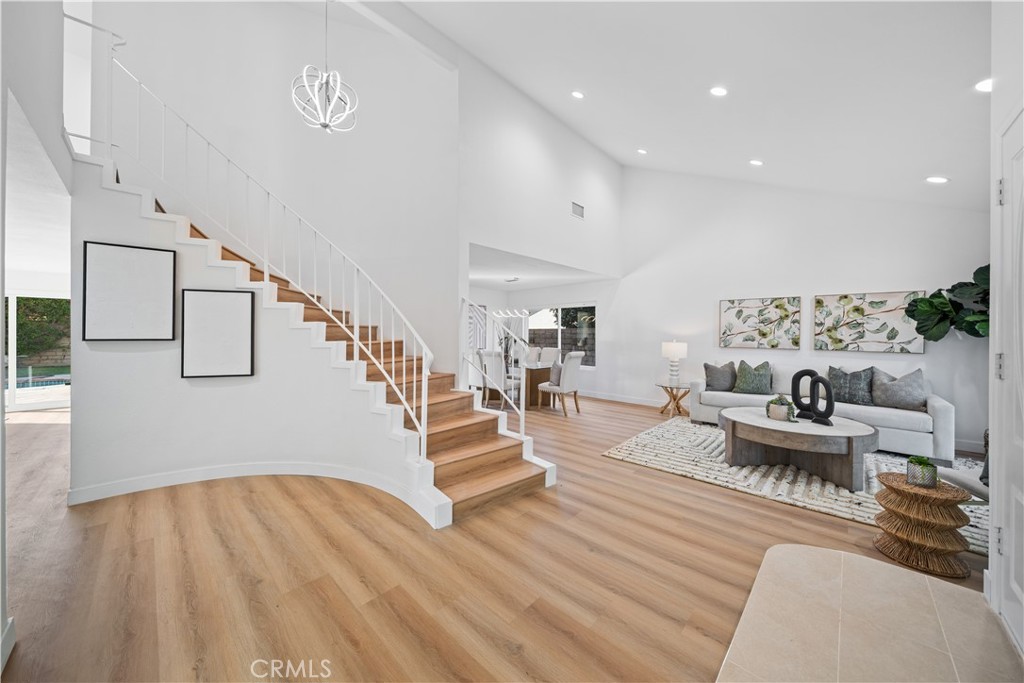 MLS #OC25261099 image #3