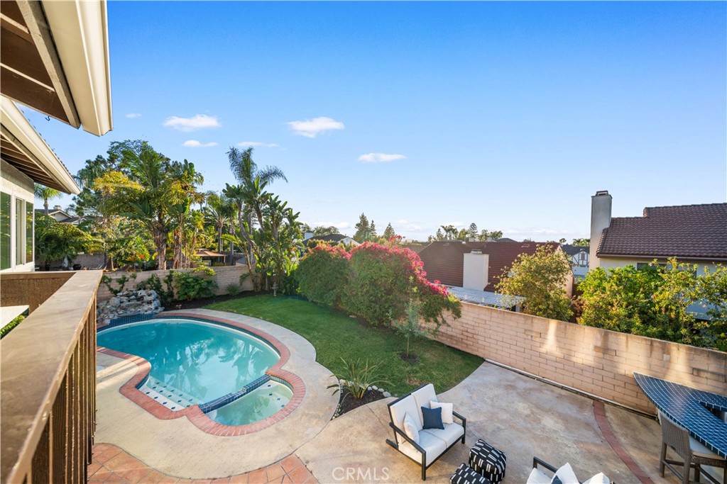 MLS #OC25261099 image #33