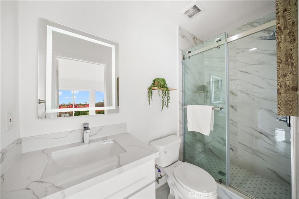 MLS #OC25261099 image #43