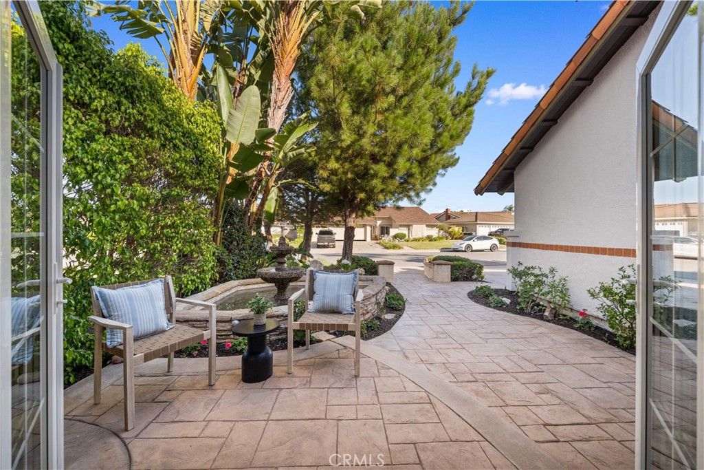 MLS #OC25261099 image #8