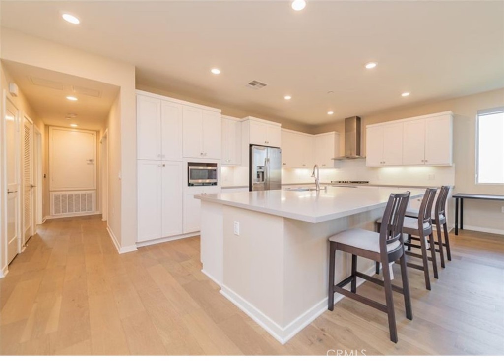 MLS #OC25261122 image #1