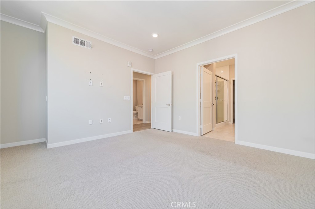 MLS #OC25261122 image #18