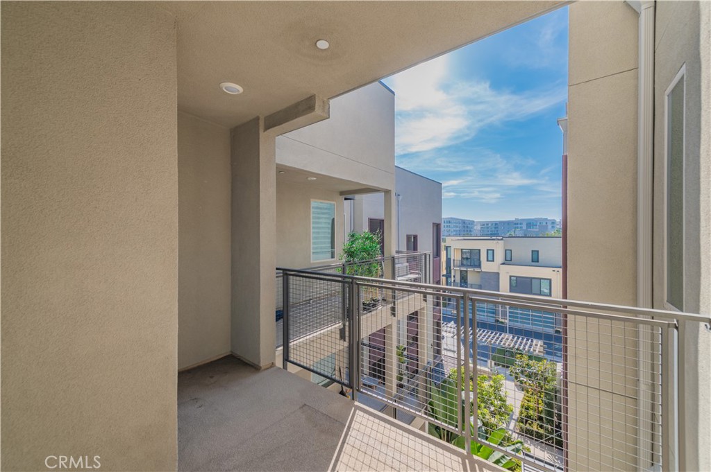 MLS #OC25261122 image #21