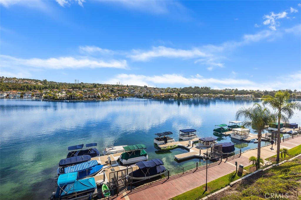 MLS #OC25261130 image #0