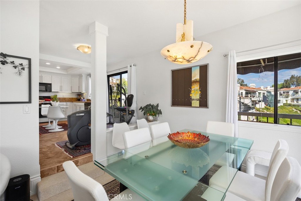 MLS #OC25261130 image #13