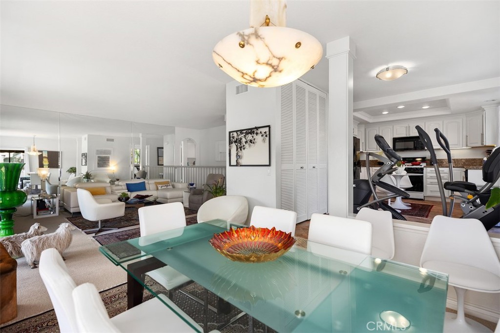 MLS #OC25261130 image #14