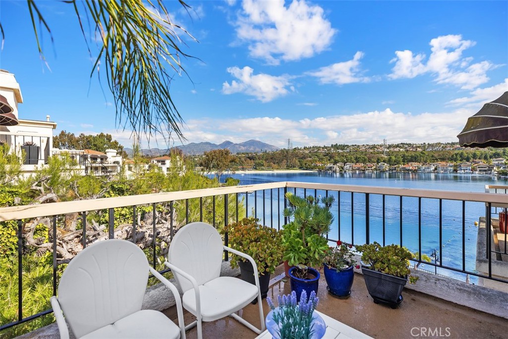 MLS #OC25261130 image #22