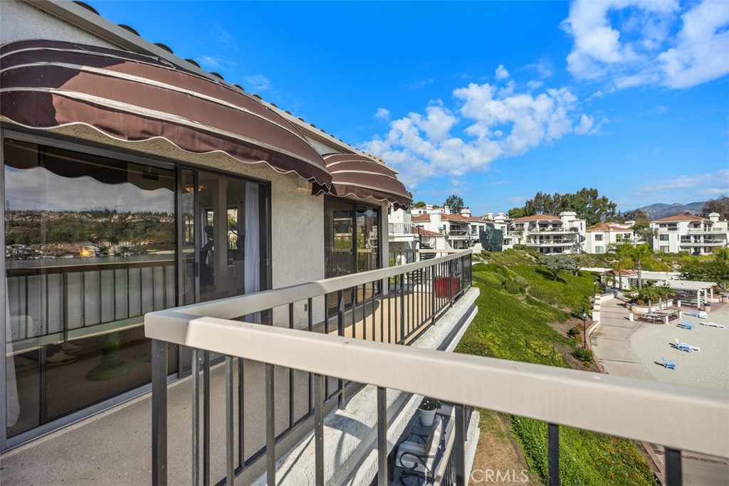 MLS #OC25261130 image #30