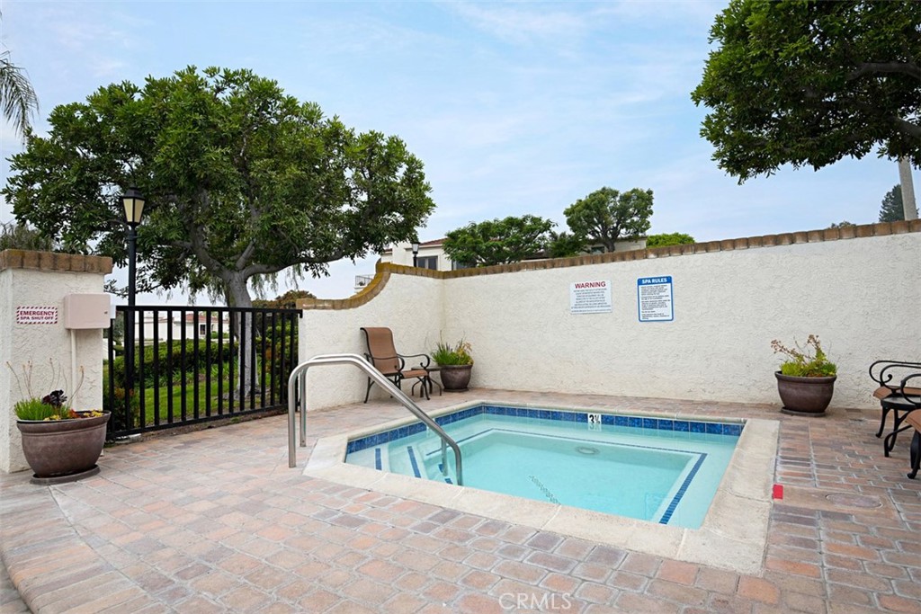 MLS #OC25261130 image #37