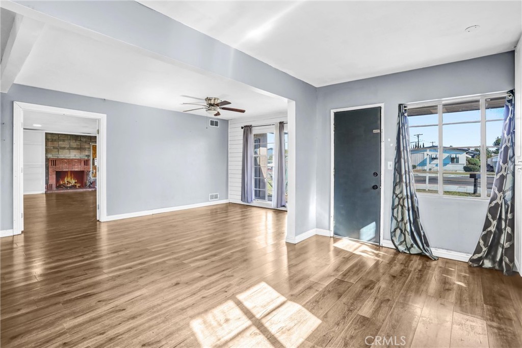 MLS #OC25261131 image #12