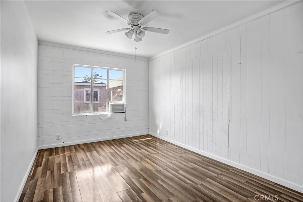 MLS #OC25261131 image #17