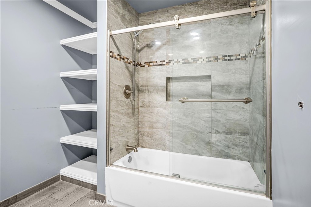 MLS #OC25261131 image #20