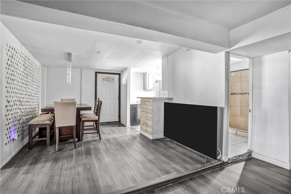 MLS #OC25261131 image #32