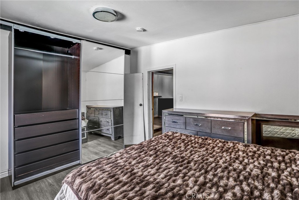 MLS #OC25261131 image #38