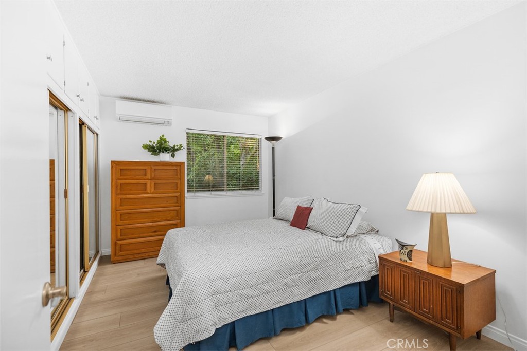 MLS #OC25261142 image #14