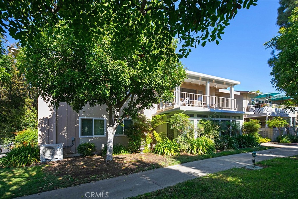 MLS #OC25261142 image #25