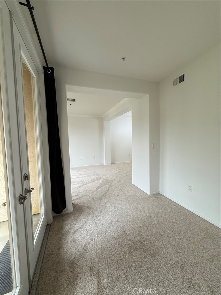 MLS #OC25261151 image #3