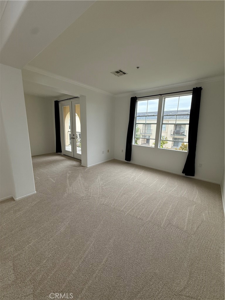 MLS #OC25261151 image #5