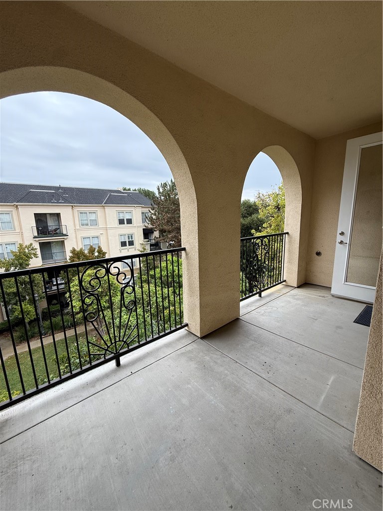 MLS #OC25261151 image #7