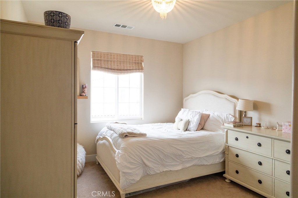 MLS #OC25261153 image #18