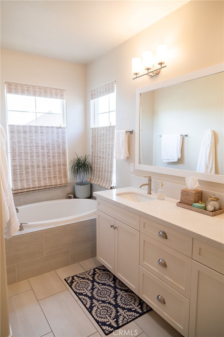 MLS #OC25261153 image #21