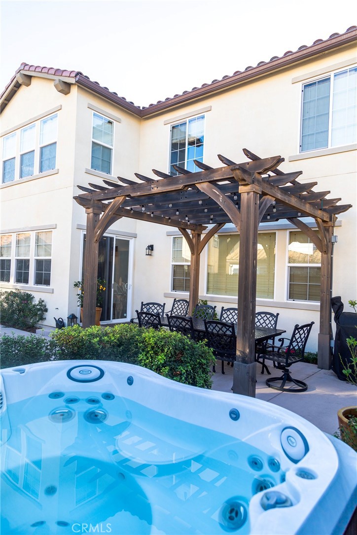 MLS #OC25261153 image #24