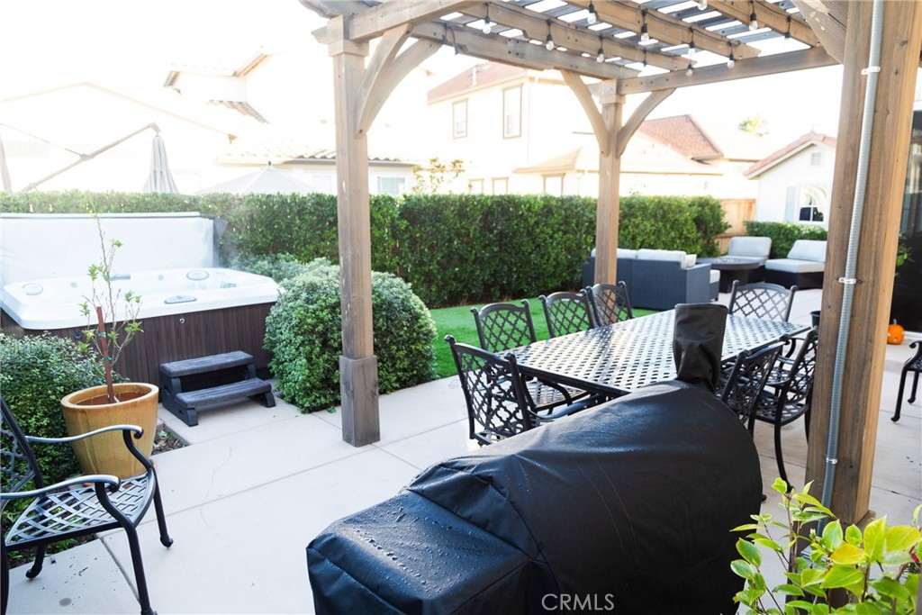 MLS #OC25261153 image #25