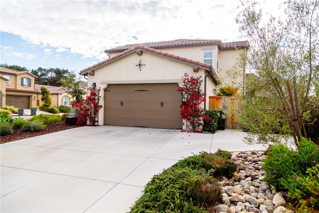 MLS #OC25261153 image #3